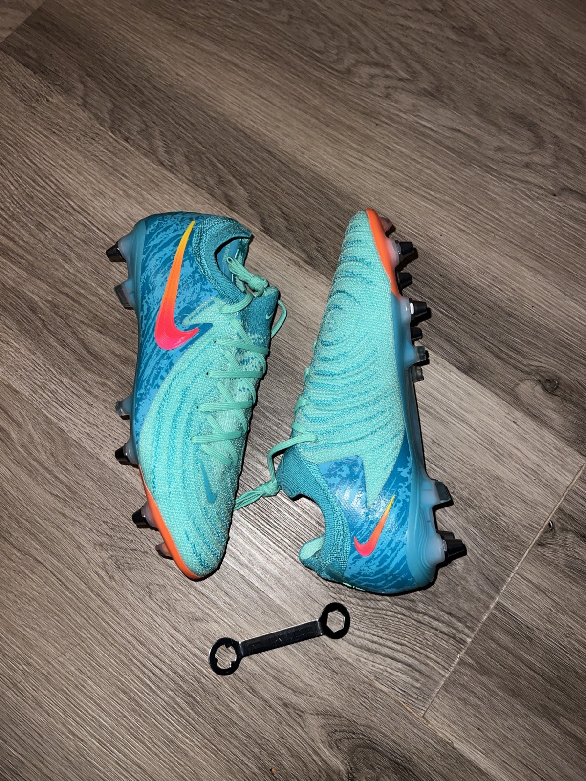 Nike Phantom GX 2 Elite SG Soccer Cleats FZ4939-300 Men's Size 8