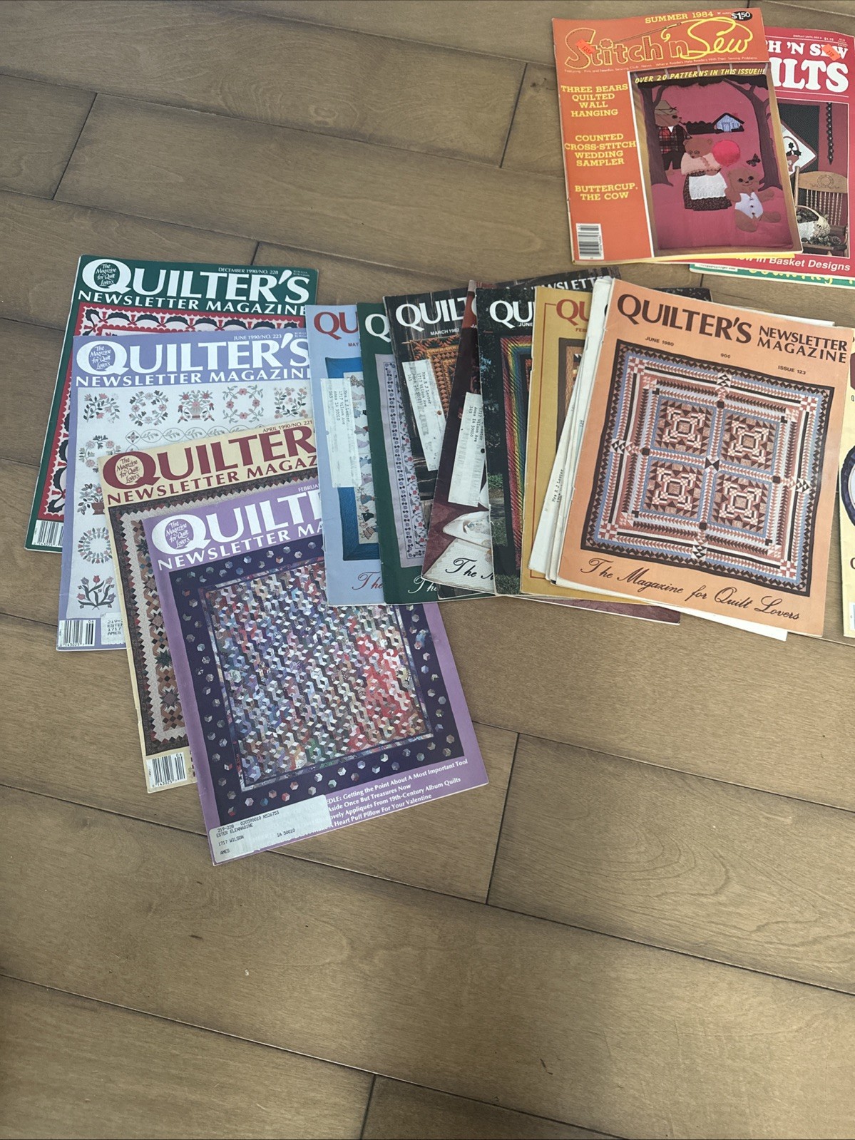 ~30 Quilting/Stitching Magazines most 1980's Quilter's Newsletter 1980-90