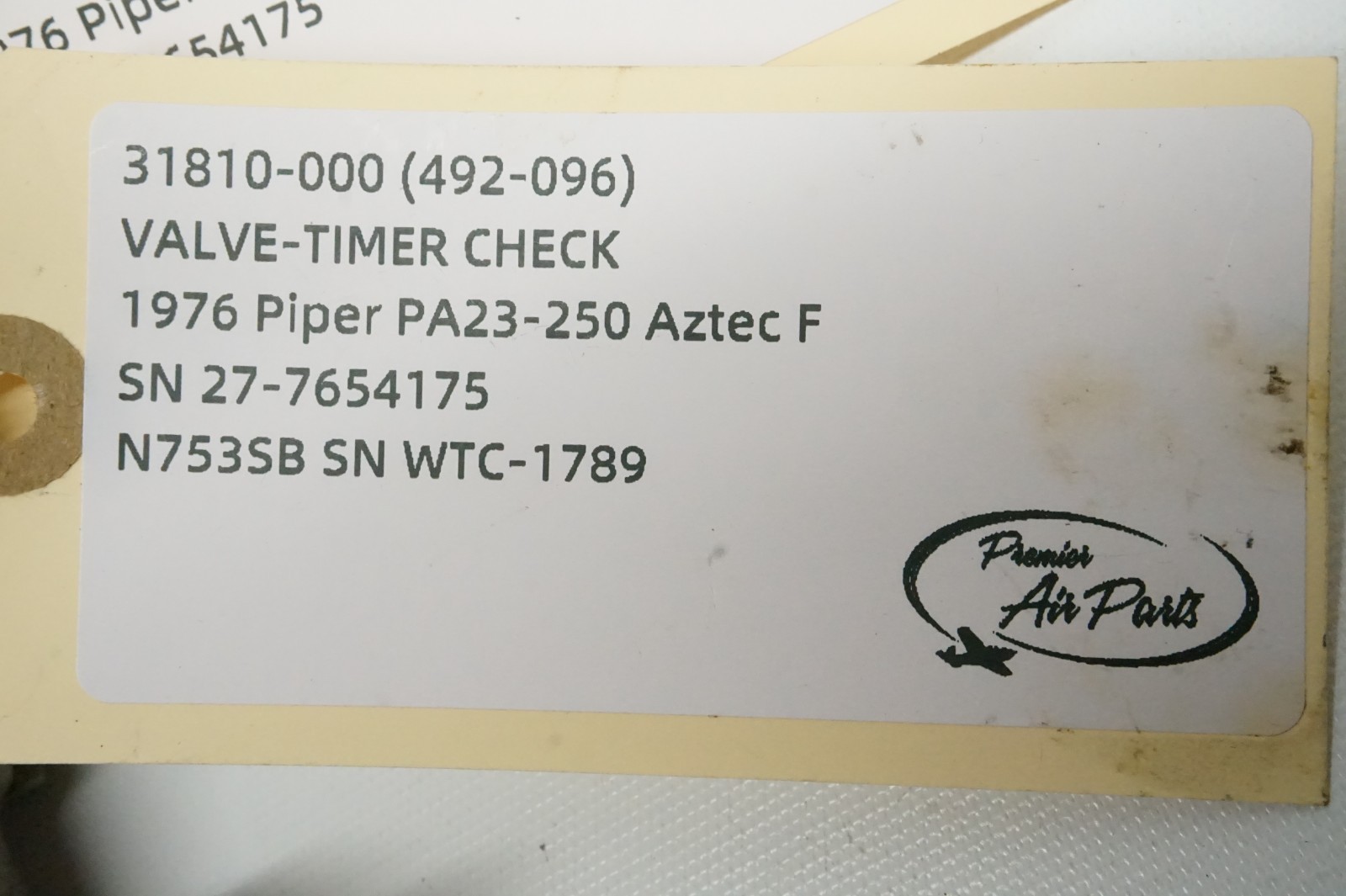 1976 Piper Aztec F PA-23-250 Timer Check Valve & Bracket, 31810-000 / 31495-000