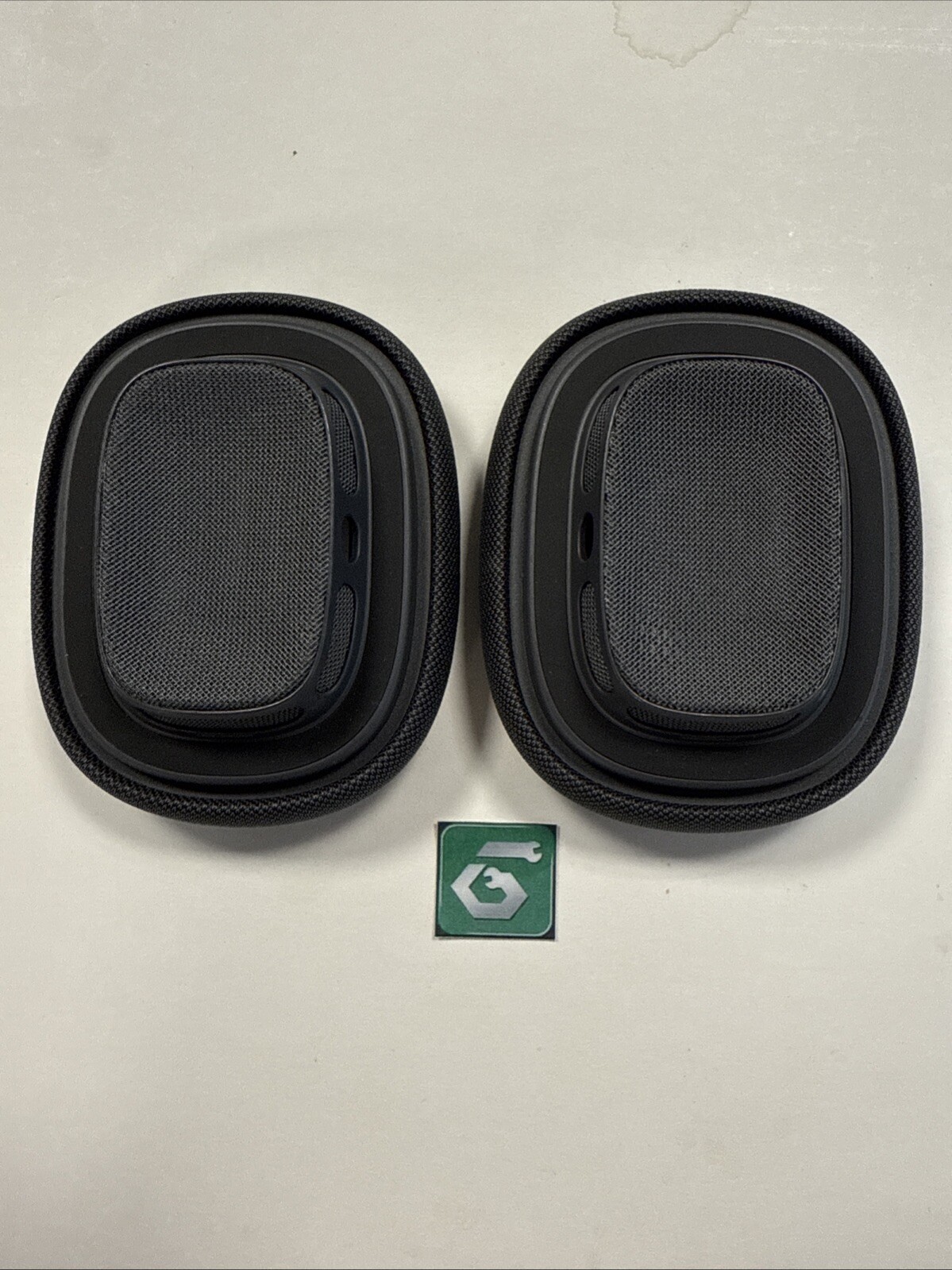 Apple AirPod Max Replacement Ear Cushions Genuine OEM Black Left And Right Used