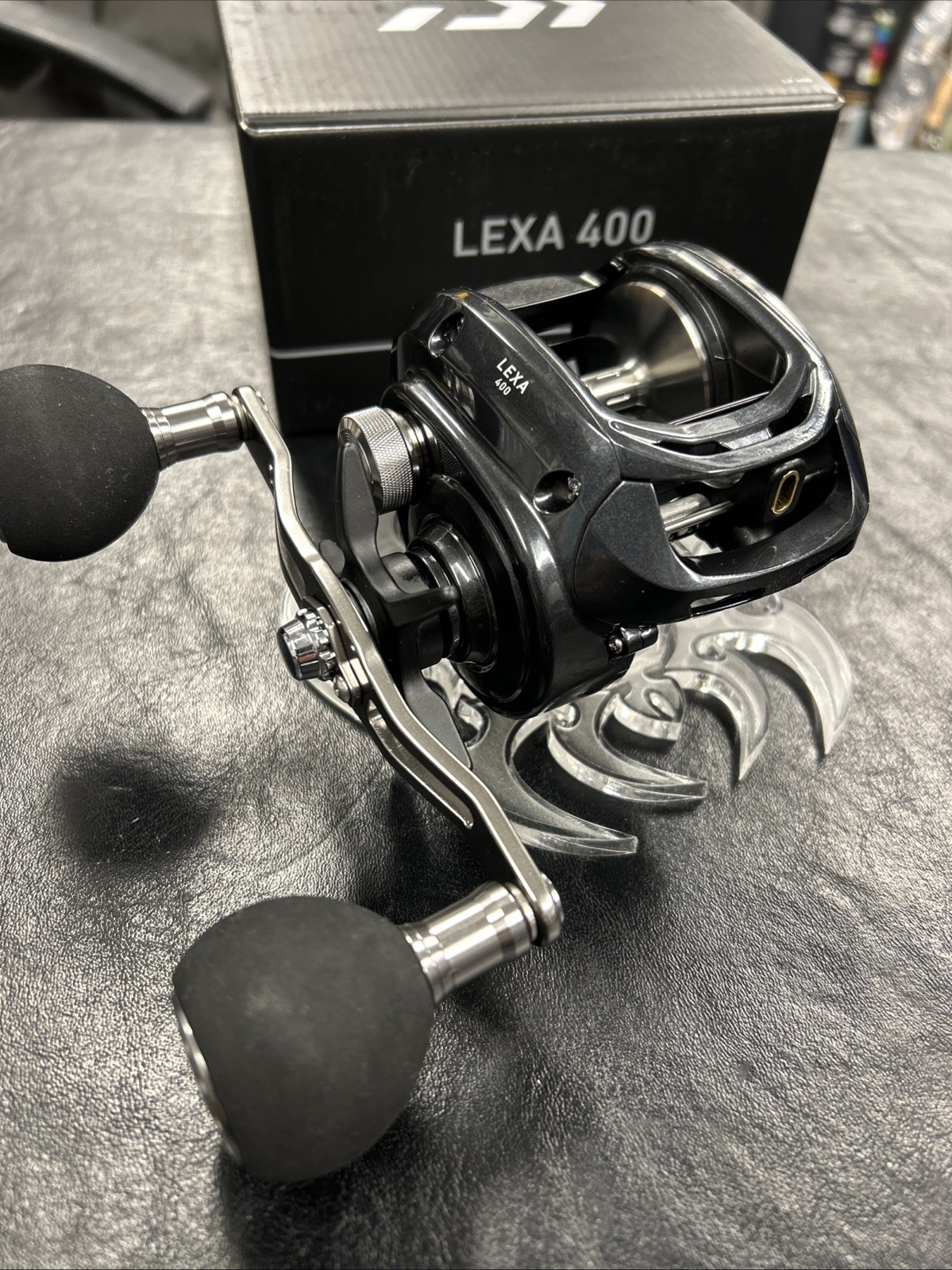 Daiwa Lexa LX400 Baitcasting Reel 6.3:1 RH Big Game Reel “Save”