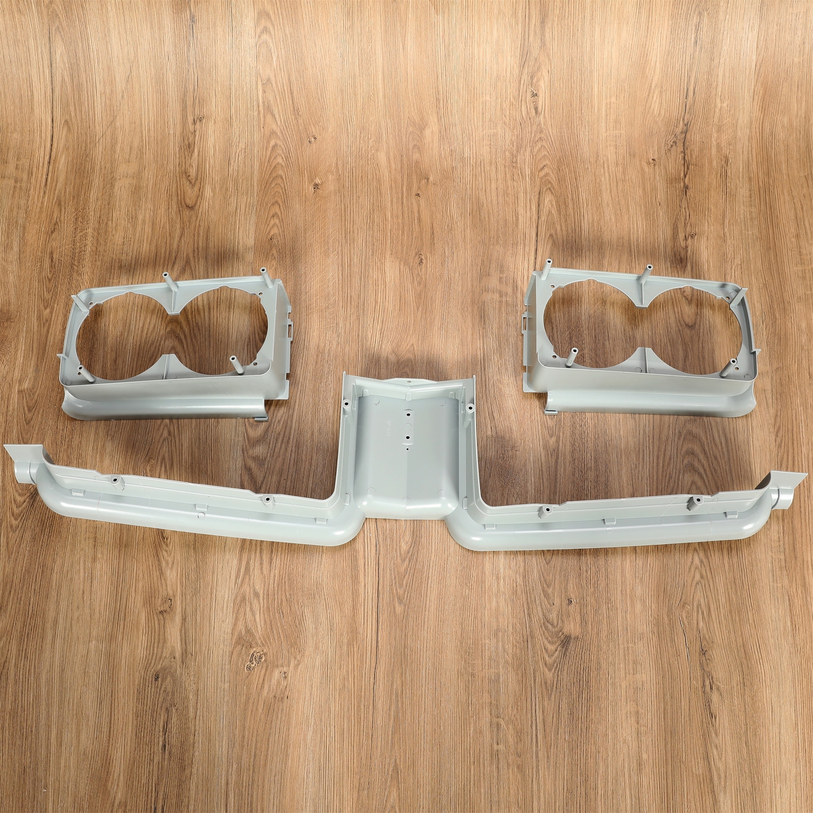 For 1971 1972 Oldsmobile Cutlass Headlamp Housings & Grille Center Stone Shield