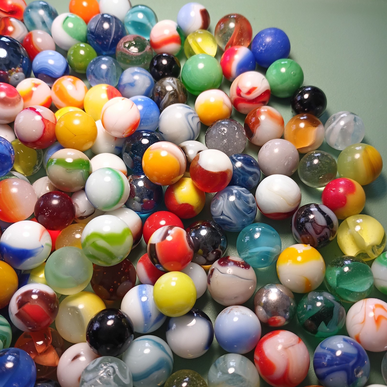 Marble Lot Of 2 Lbs 14 Oz