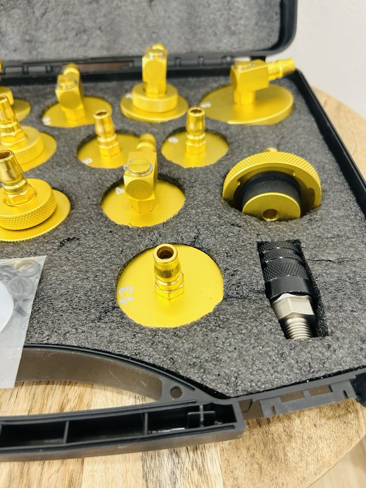 17Pcs Master Cylinder Brake Bleeder Adapter Kit For Brake Fluid Bleeder Machine