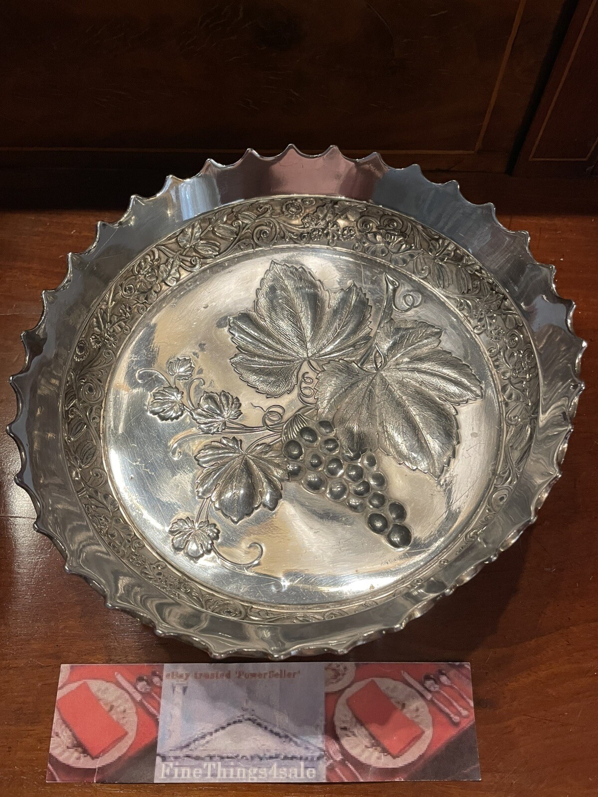 1800s SHABBY CHIC VICTORIAN WILCOX SILVER COMPOTE FOOTED CENTER BOWL GRAPE MOTIF