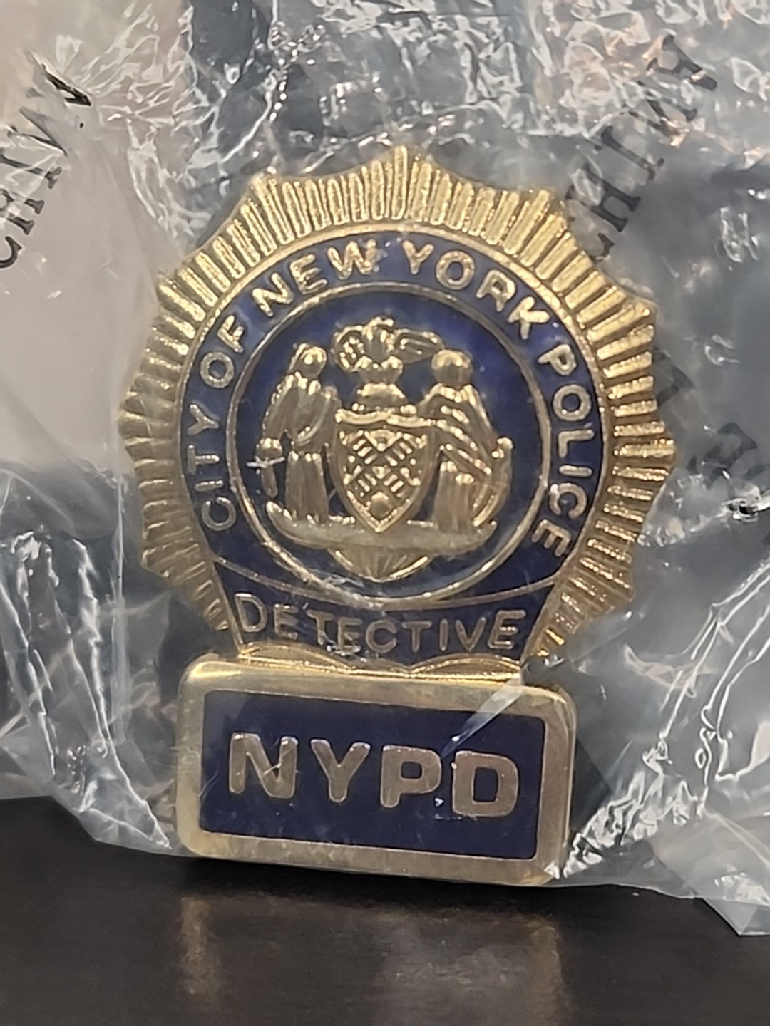 rare NEW vintage NYPD DETECTIVE Family Member Leather Wallet Mini police Badge