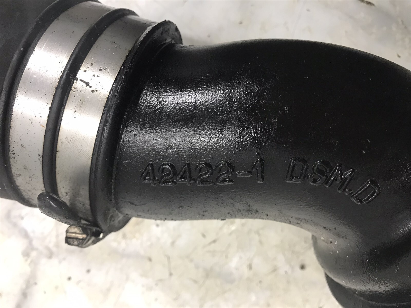 07 MerCruiser Mercury marine Alpha 3.0 L 4 cylinder exhaust elbow pipe 42422-1