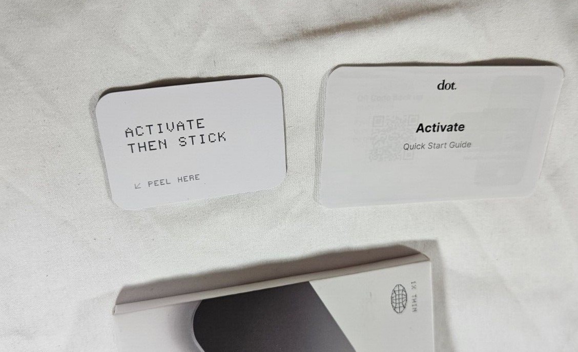 dot. Thin - Black (Open - Box / New)