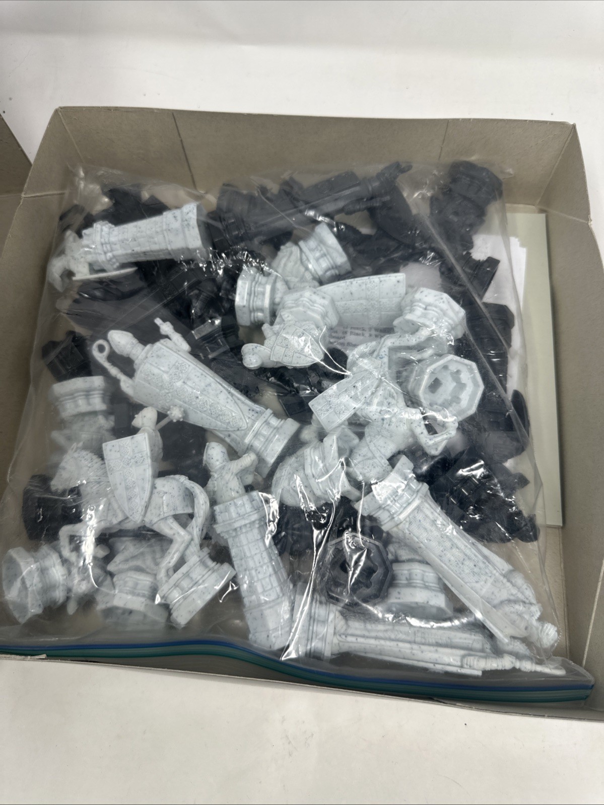 Harry Potter Chess Set 32 Pieces Mattel 2009 A Magical Twist On The Classic Game