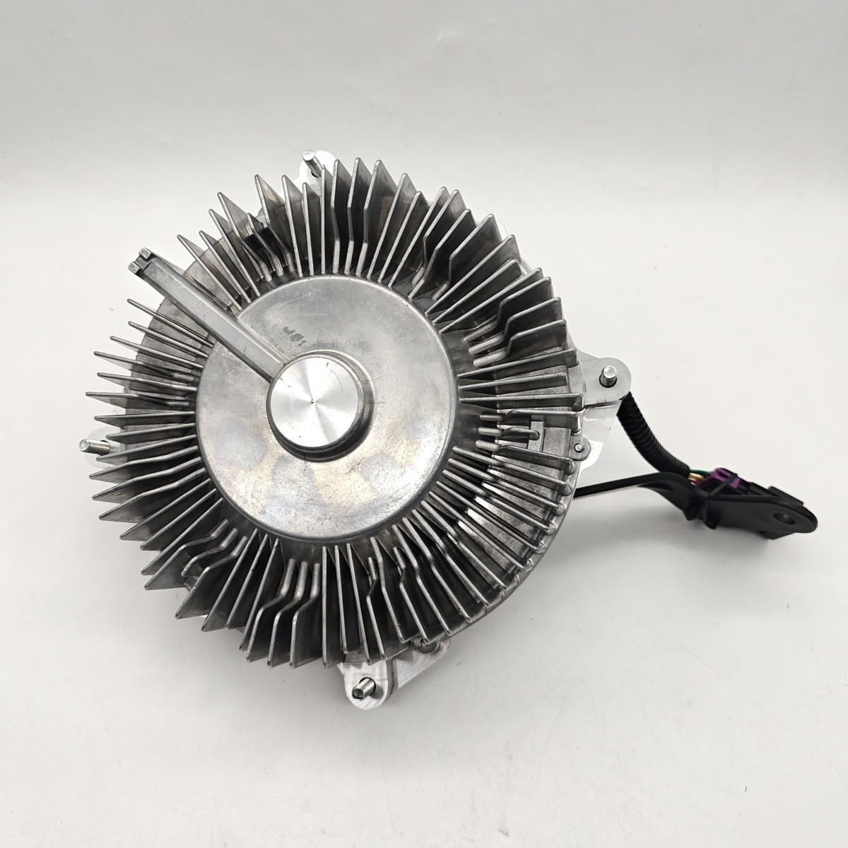 Radiator Cooling Fan Clutch for 13-18 Ram 2500 3500 4500 6.7L Cummins 52014729AC