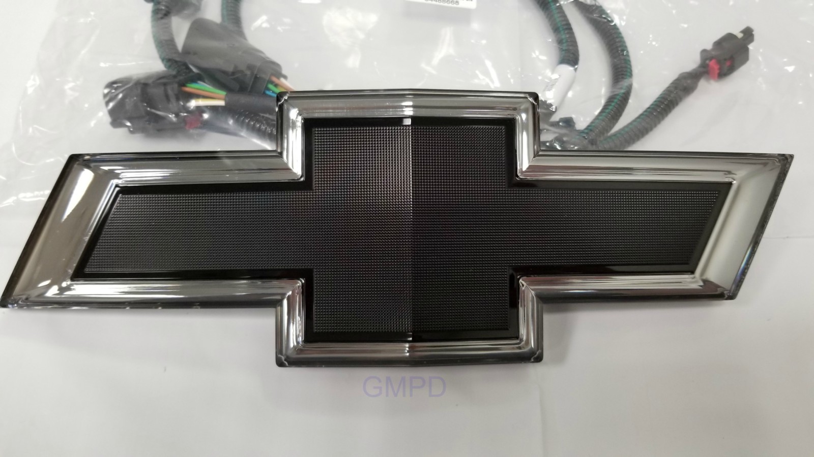 2019-2022 New Gen.Silverado 1500 illuminated Grille Black Bowtie 85144185 OEM GM