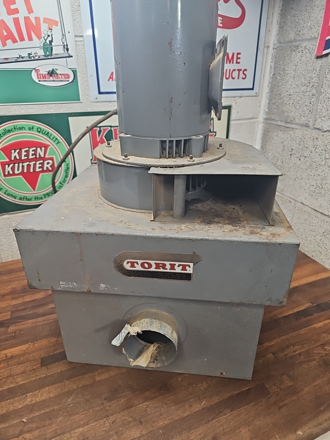 S16- Small shop vintage Torit Dust Collector Model M.C. 301