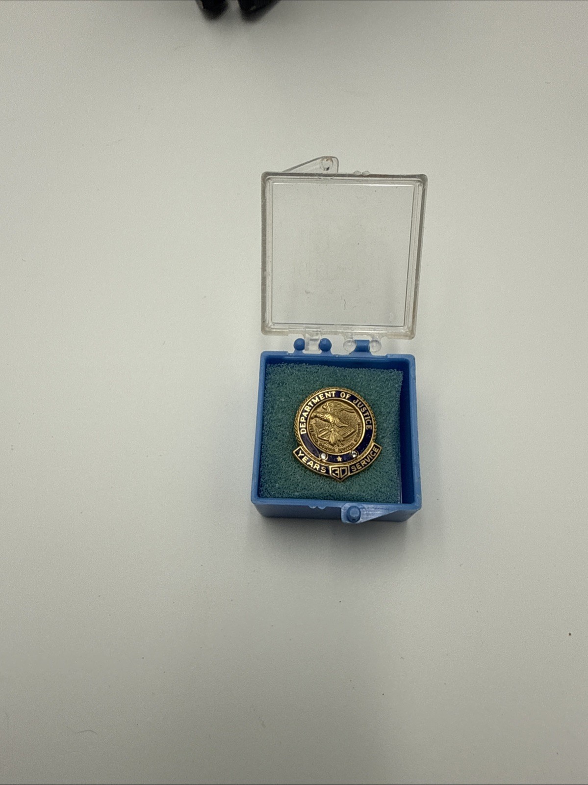 10K Gold Department of Justice 30 Years Service Pin