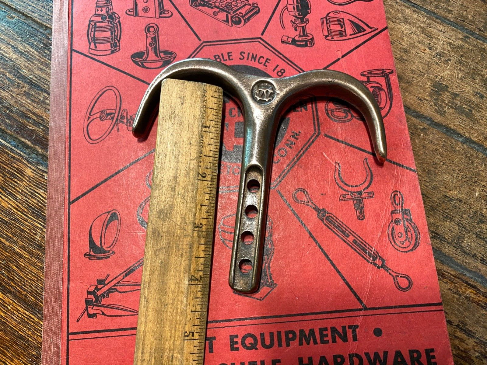 Wilcox Crittenden Sea-Security cast bronze oar locking device