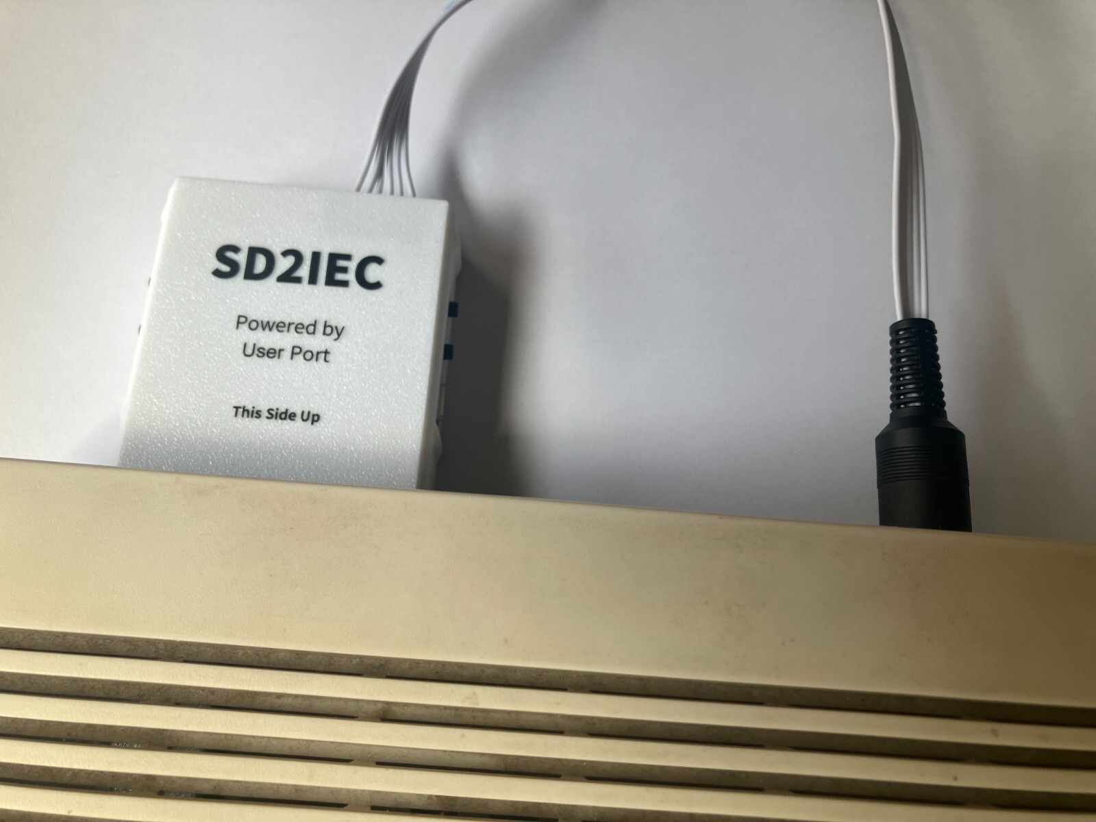 Commodore 64 Micro SD Card Reader SD2IEC Powered By User Port