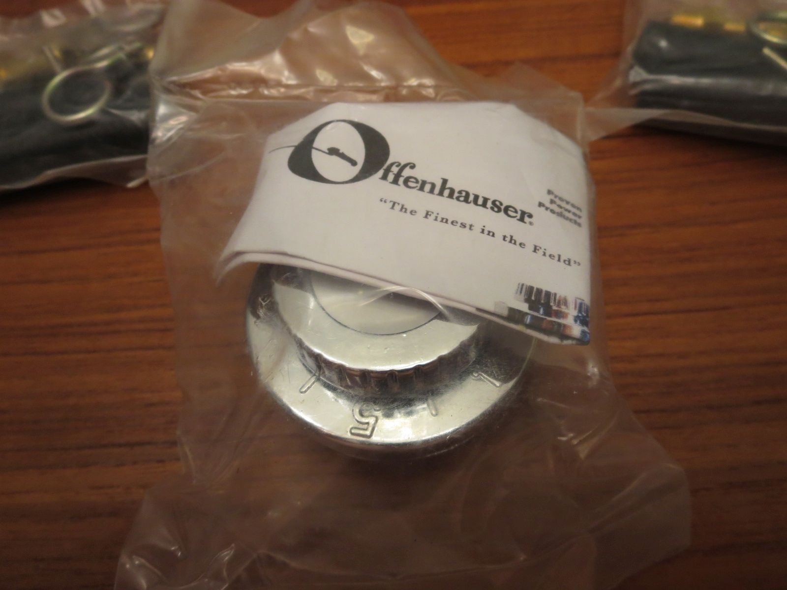 Offenhauser Adjustable Fuel Regulator 1-6 lbs Part No. 560-58500 NEW