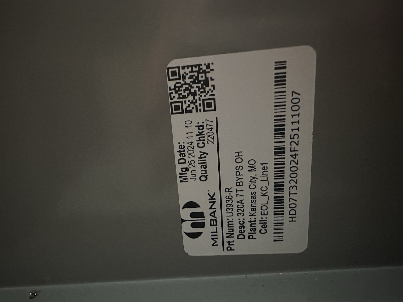 MILBANK Meter Base, 320A, 600VAC, 7 Jaw, Ringless, OH/UG Service, Tall