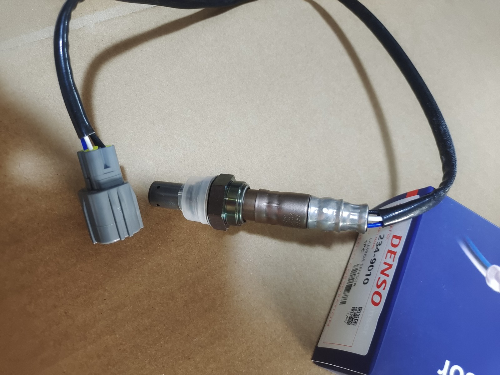 OEM/DENSO 234-9010 Fuel To Air Ratio Sensor For Toyota Camry 2.2L 2000-2003 Up