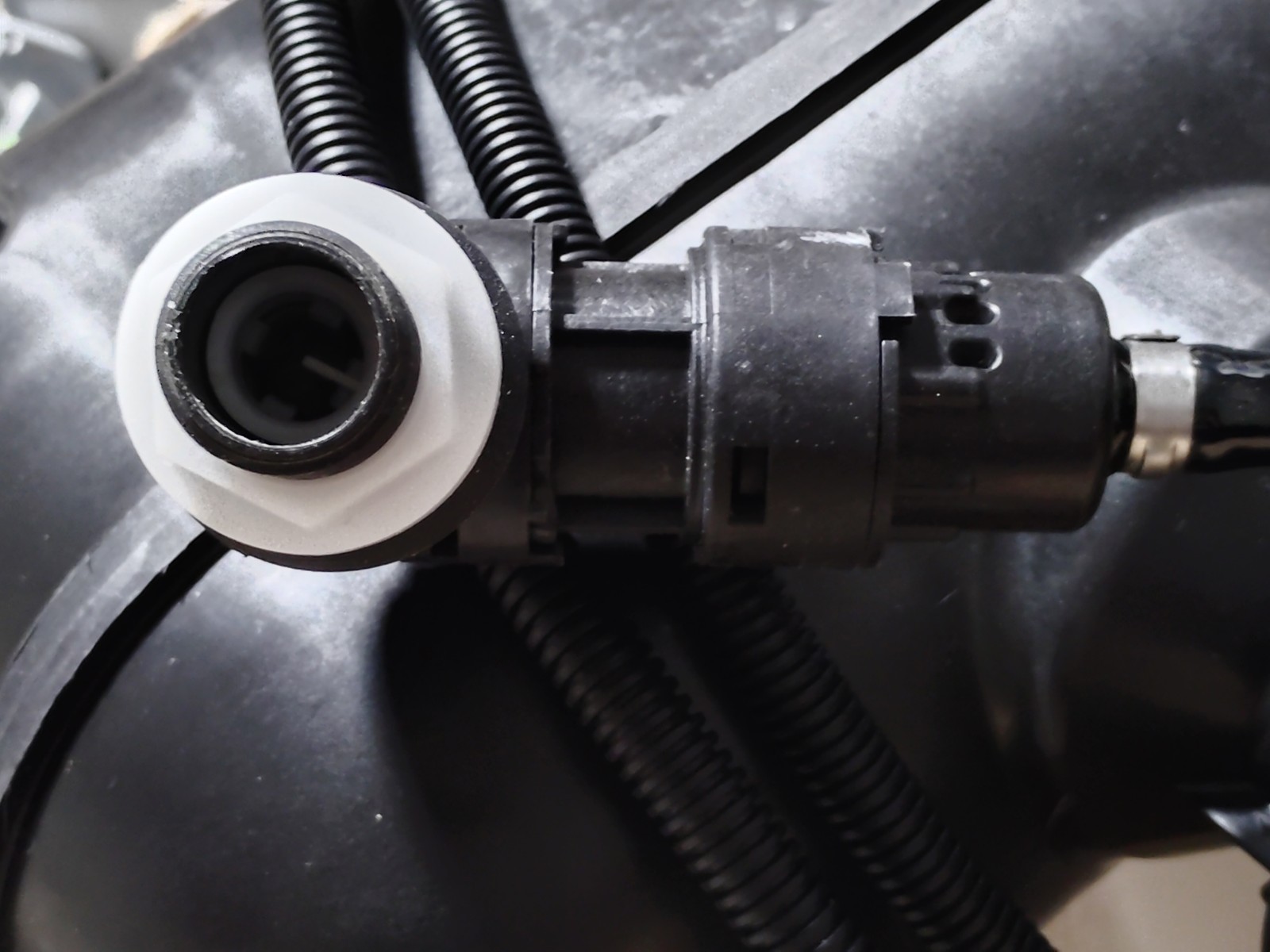 EcoFlush B8106 1.6 GPF 6 LPF Pressure Assisted Flush System Single Control - NEW