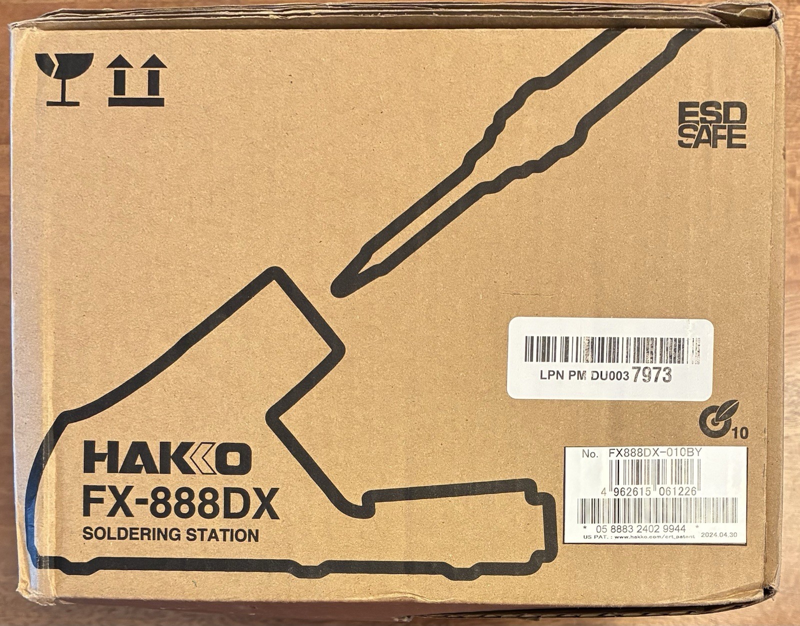 Hakko FX888DX-010BY - Digital Soldering Station Brand New