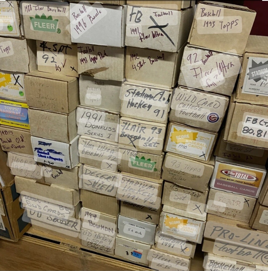 ESTATE Storage unit MLB 500 Ct Card Box , Stars Rookies , Commons & More Look