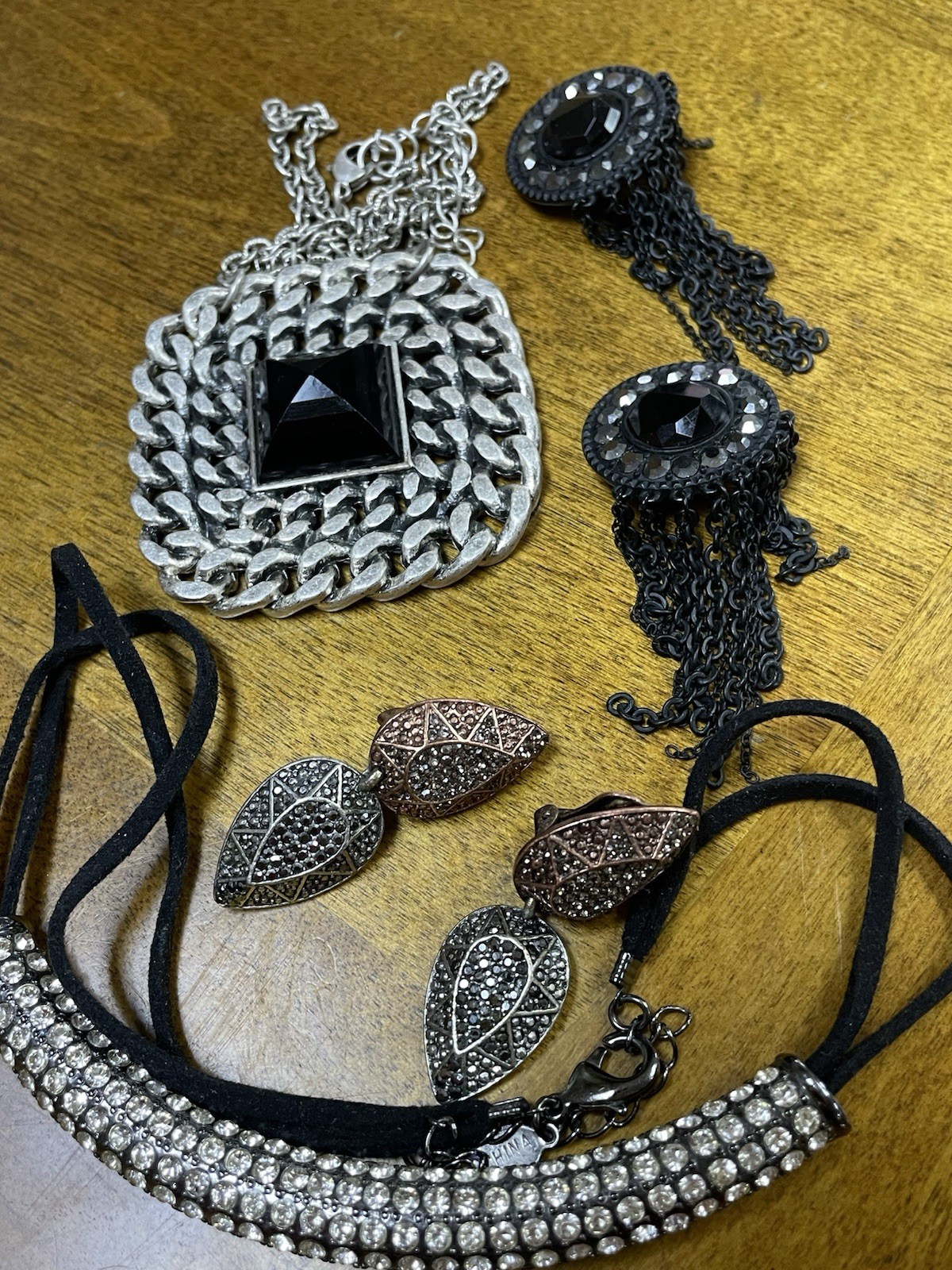 Heidi Klum Signed Jewelry Lot. 2 Necklaces & 2 Pr Earrings