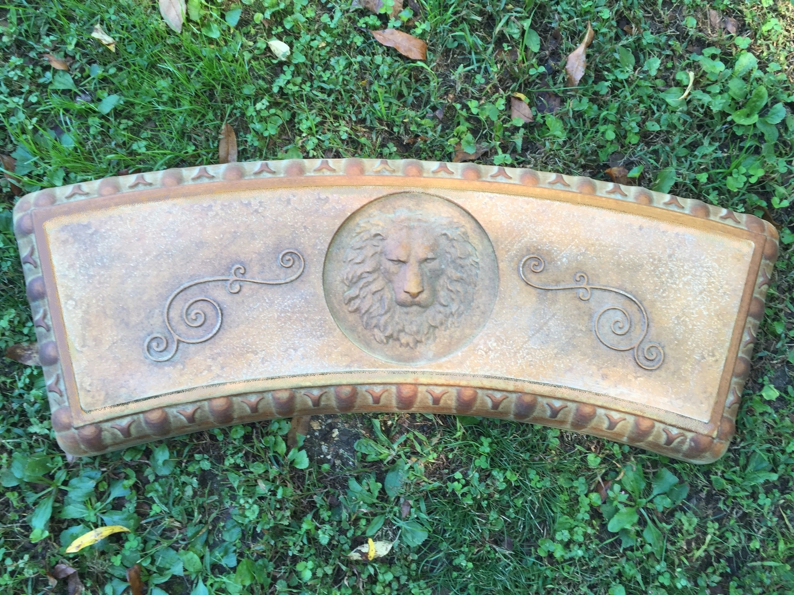 Curved Lions Head Concrete Bench top Mold Scroll design Bench Mold Full Size