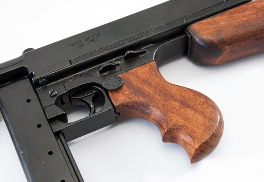 Denix 1928 Military Version Thompson Nonfiring Submachine Gun Replica - New