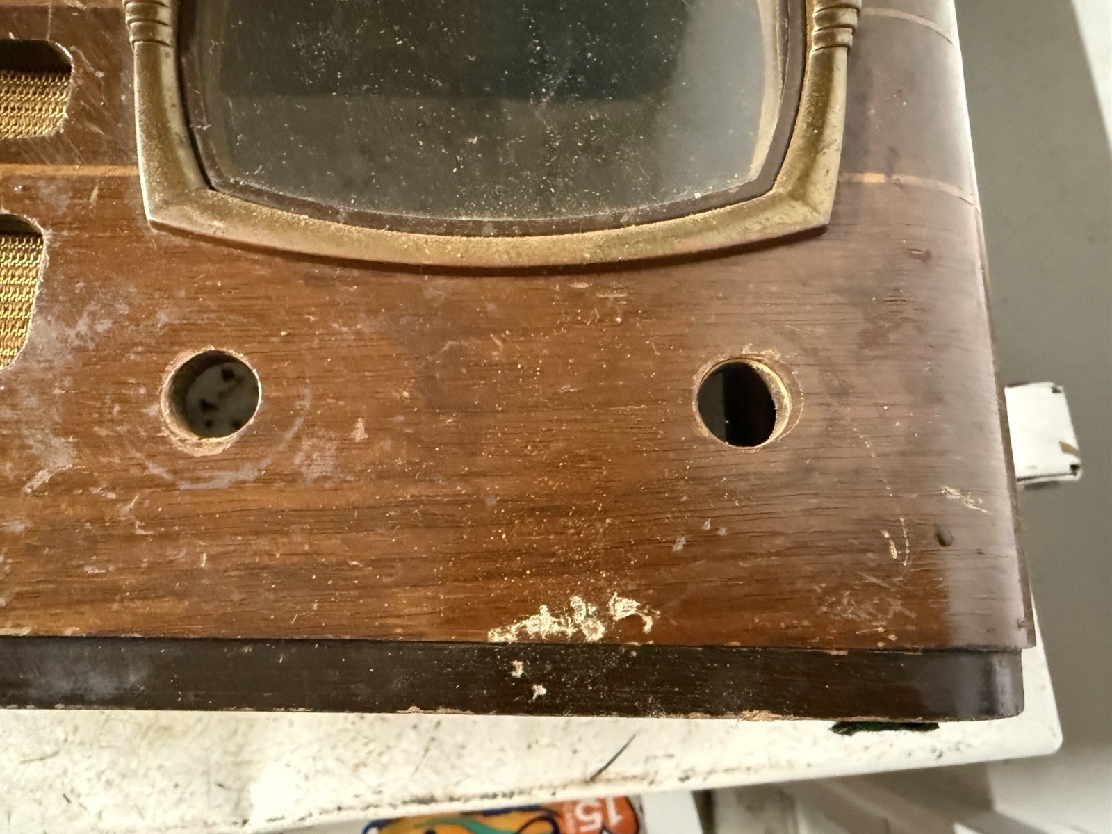 1939 PHILCO Radio model 39-7 push button tube wood tabletop