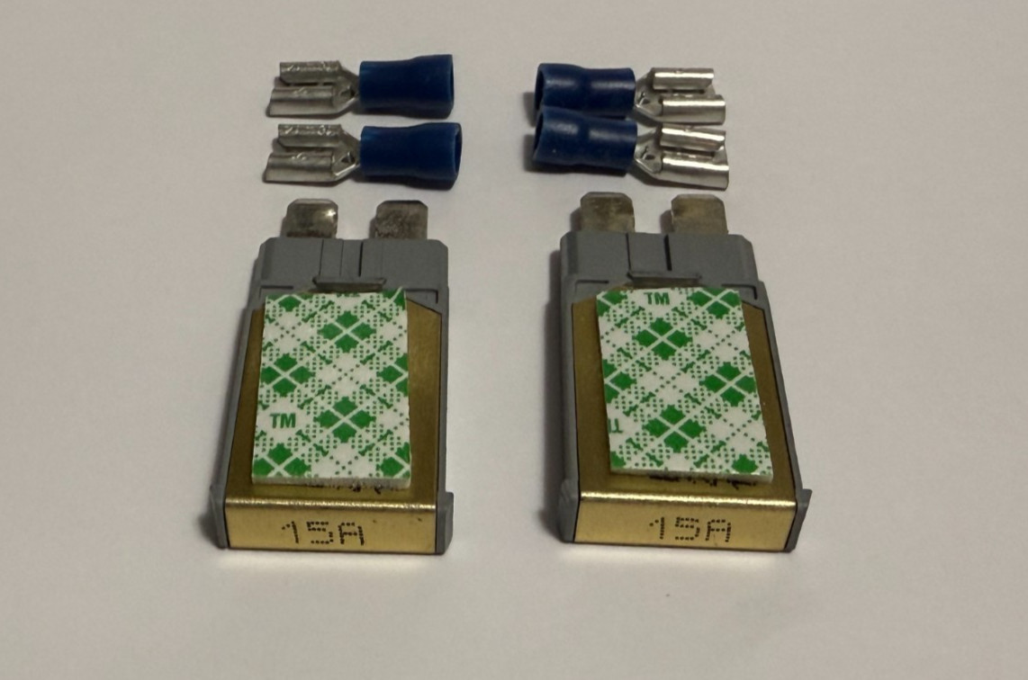 (2) ZW 15 Amp Circuit Breaker For Lionel ZW Transformer Brand New w/ disconnects