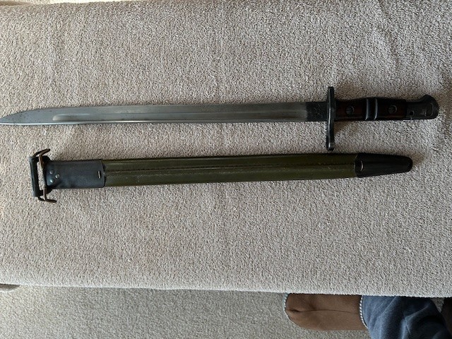 Original WWI BAYONETT U.S. Model 1917 REMINGTON With Scabbard Sheath