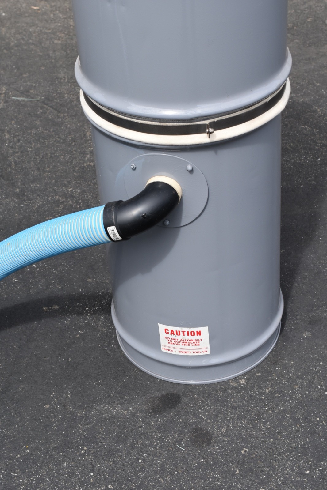 Trinco 36 BP sand blast cabinet with dust collector