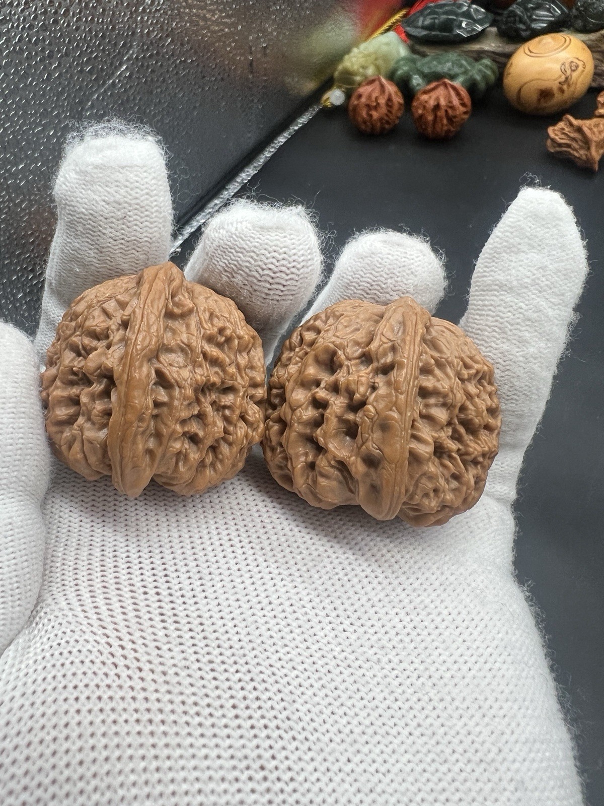 Pair of Match Chinese Health Walnut Collection36×38×36.5mm 精配文玩核桃～闷尖涿鹿南疆石