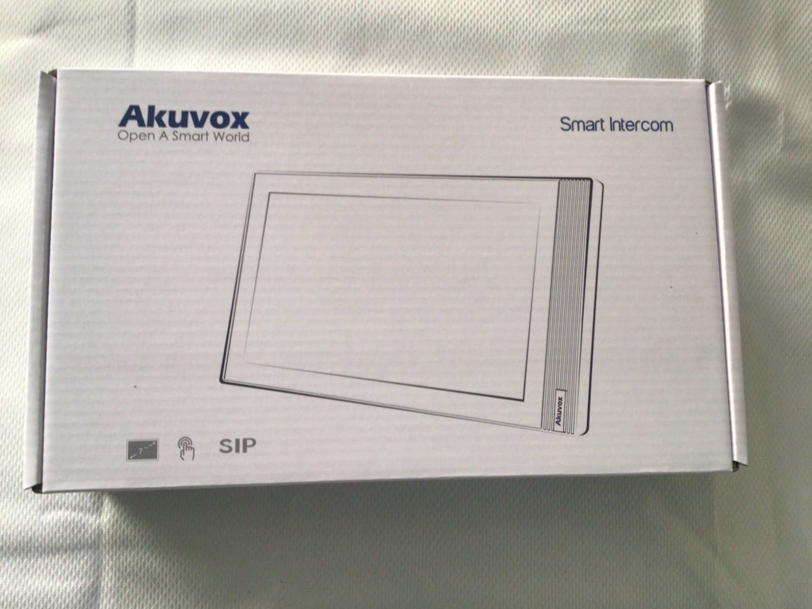 AKUVOX S562 Luxury Smart Indoor Monitor 7” Smart intercom for Home Integration
