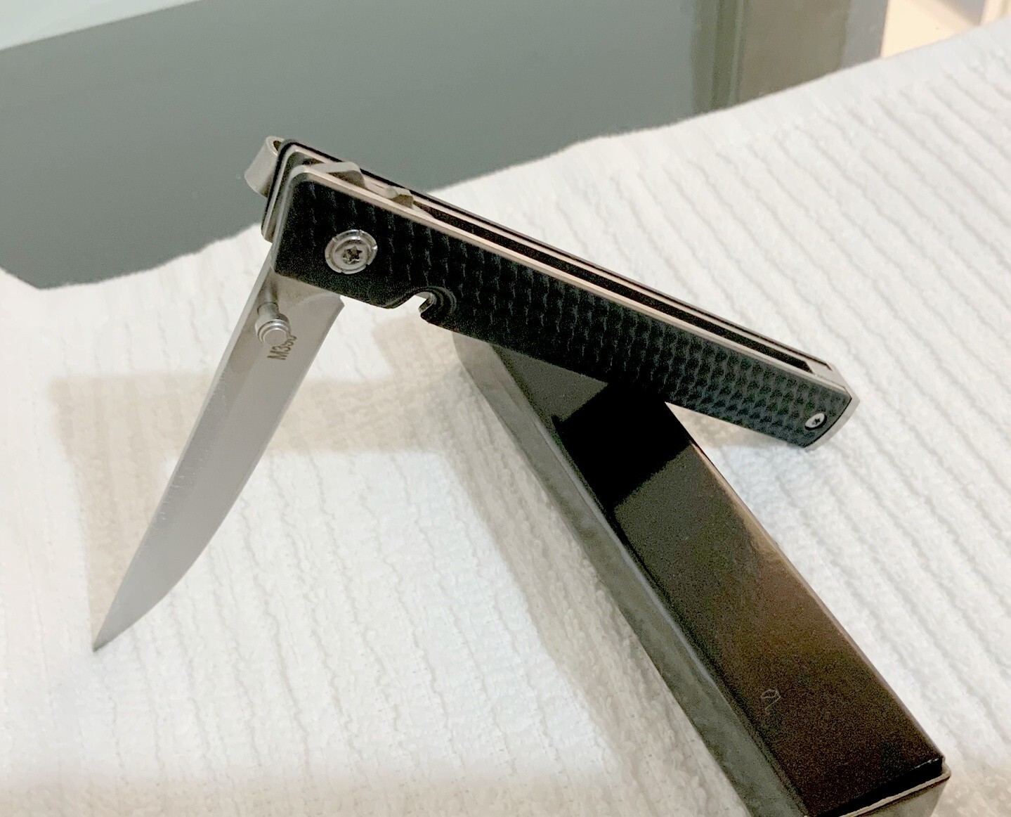 M390 Composite Fiber Handle Straight Blade Pocket Knife