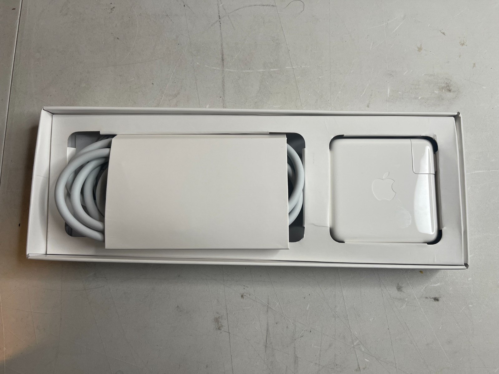 GENUINE Apple MagSafe 2 85W Power Adapter MD506LL/A MacBook Pro Retina A1424