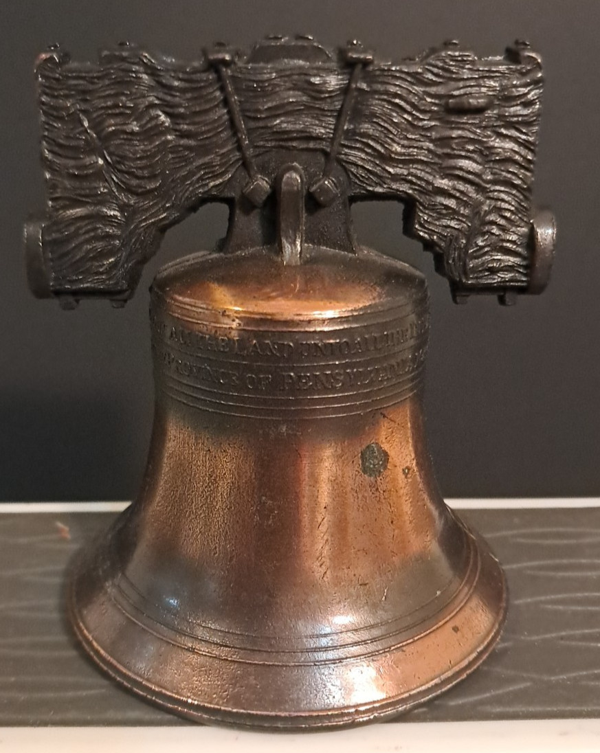 Philadelphia Liberty Bell replica bell 3 1/2 inch high