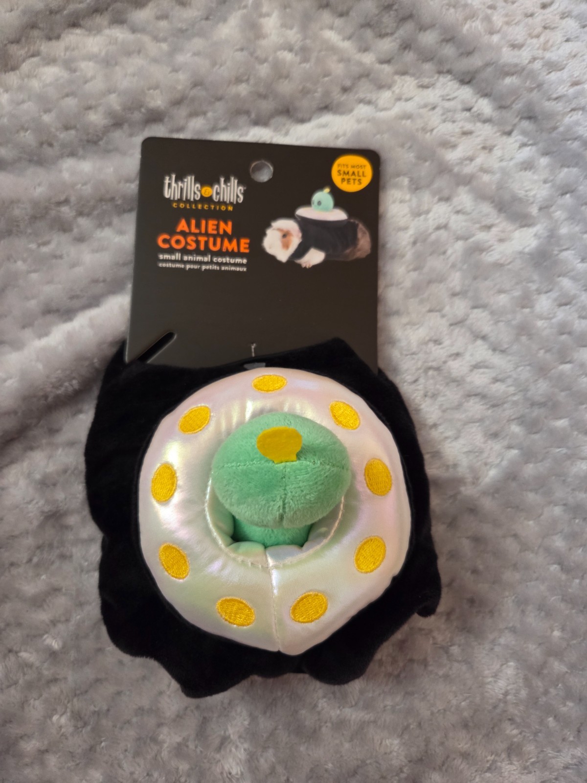 Halloween alien costume NOC small mammal guinea pig dwarf rabbit chinchilla