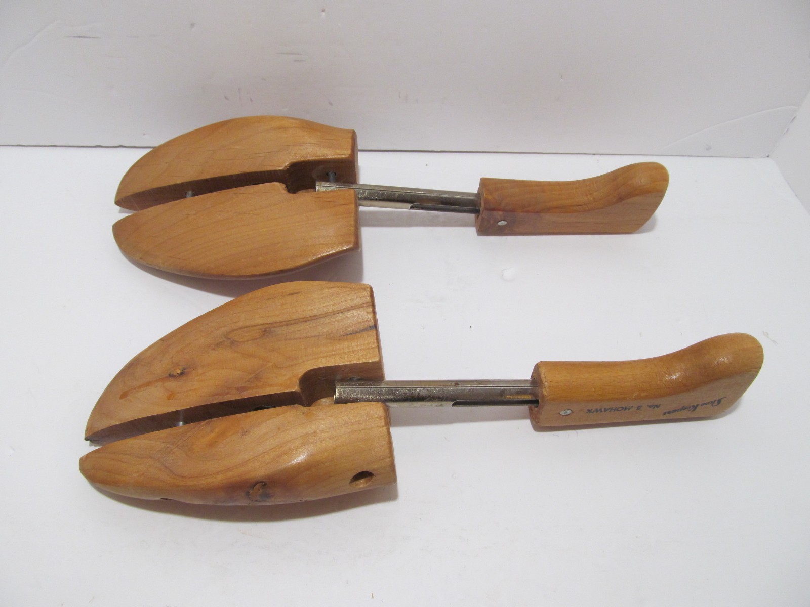 Vintage MOHAWK No. 5 Shoe Keepers Wood Split Toe Shoe Tree Stretchers