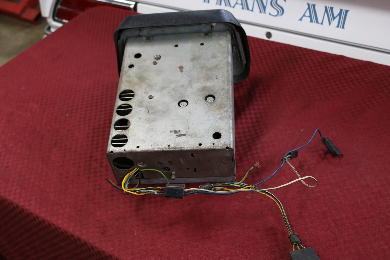 1968 68 PONTIAC GTO LEMANS TEMPEST UNDER DASH 8 TRACK STEREO TAPE PLAYER 7298842