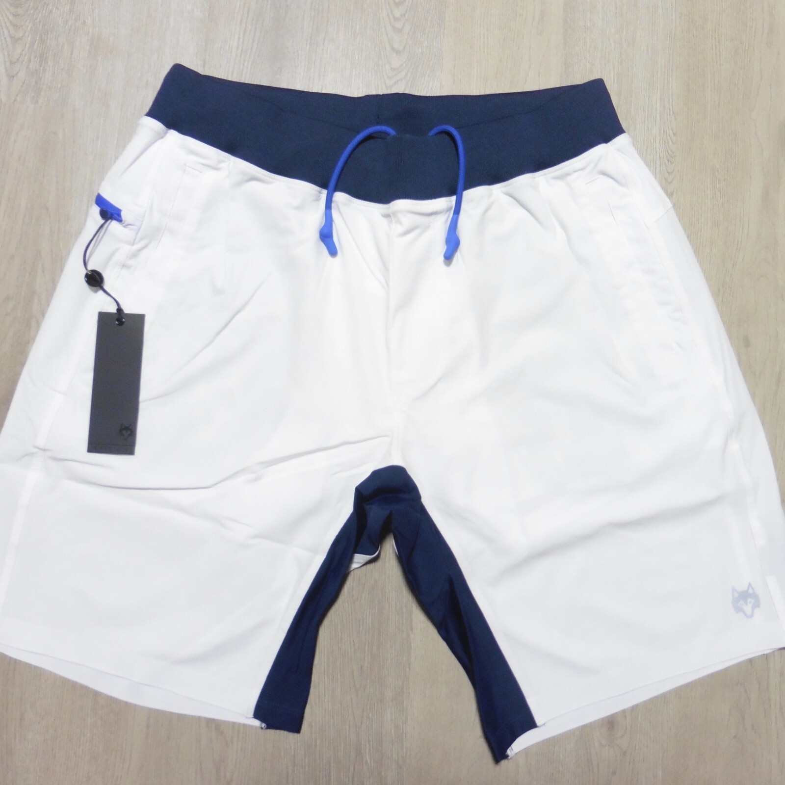 GREYSON Mens L LARGE FULTON SHORTS ARCTIC WHITE BLUE LINED 9" NYLON GOLF WORKOUT