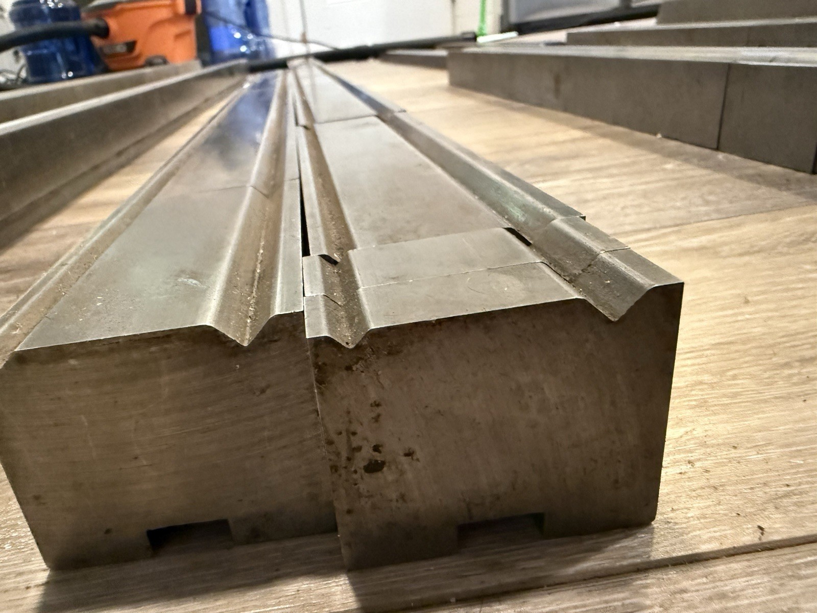 Amada PRESS BRAKE DIE lower double V