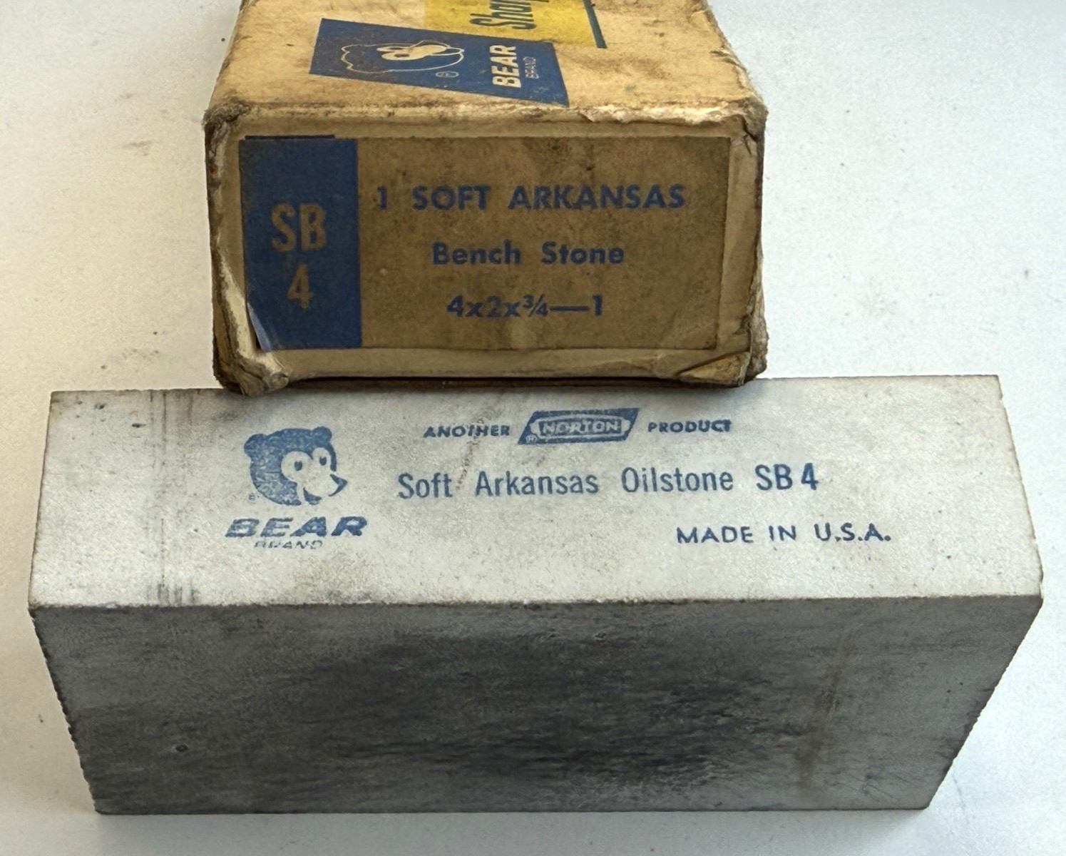 Vintage Norton Bear Brand Soft Arkansas Oilstone SB4 Made In USA / Used