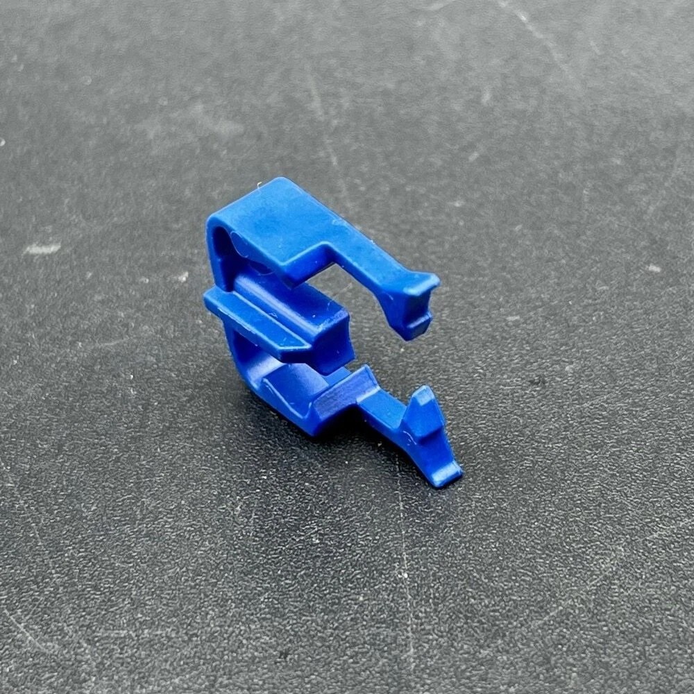 External Fuel Line Hose Retainer Clip Fit For Jeep Wrangler Compass 1Set