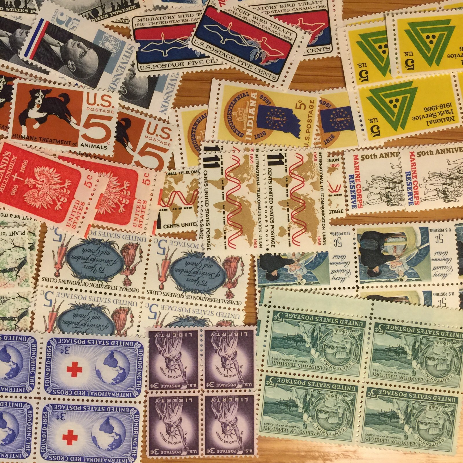 USA,VINTAGE,MID-CENTURY,MINT,UNUSED,LOT OF 40+ ALL DIFFERENT STAMPS, COLLECTION