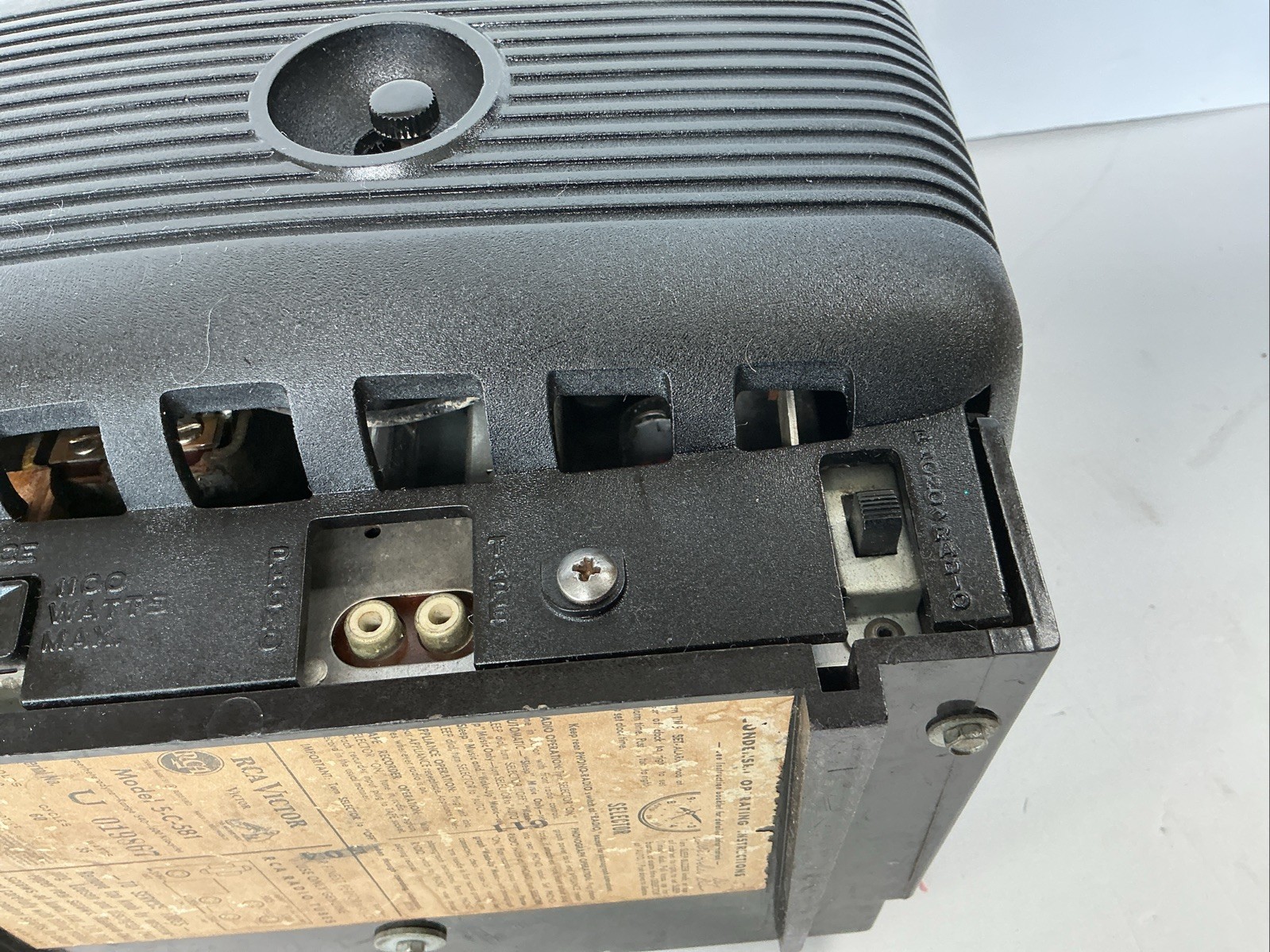 Vintage RCA Victor 5C581 "Debonair" Clock Radio (1954) Antique Works!