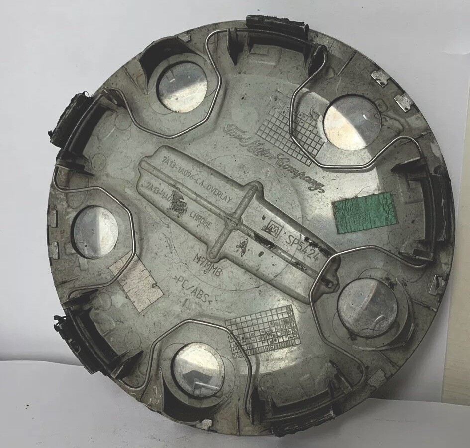 06 07 08 09 10 11 Lincoln MKT MKX MKZ Town Car OEM Center Cap P/N 8W13-1A096-AA