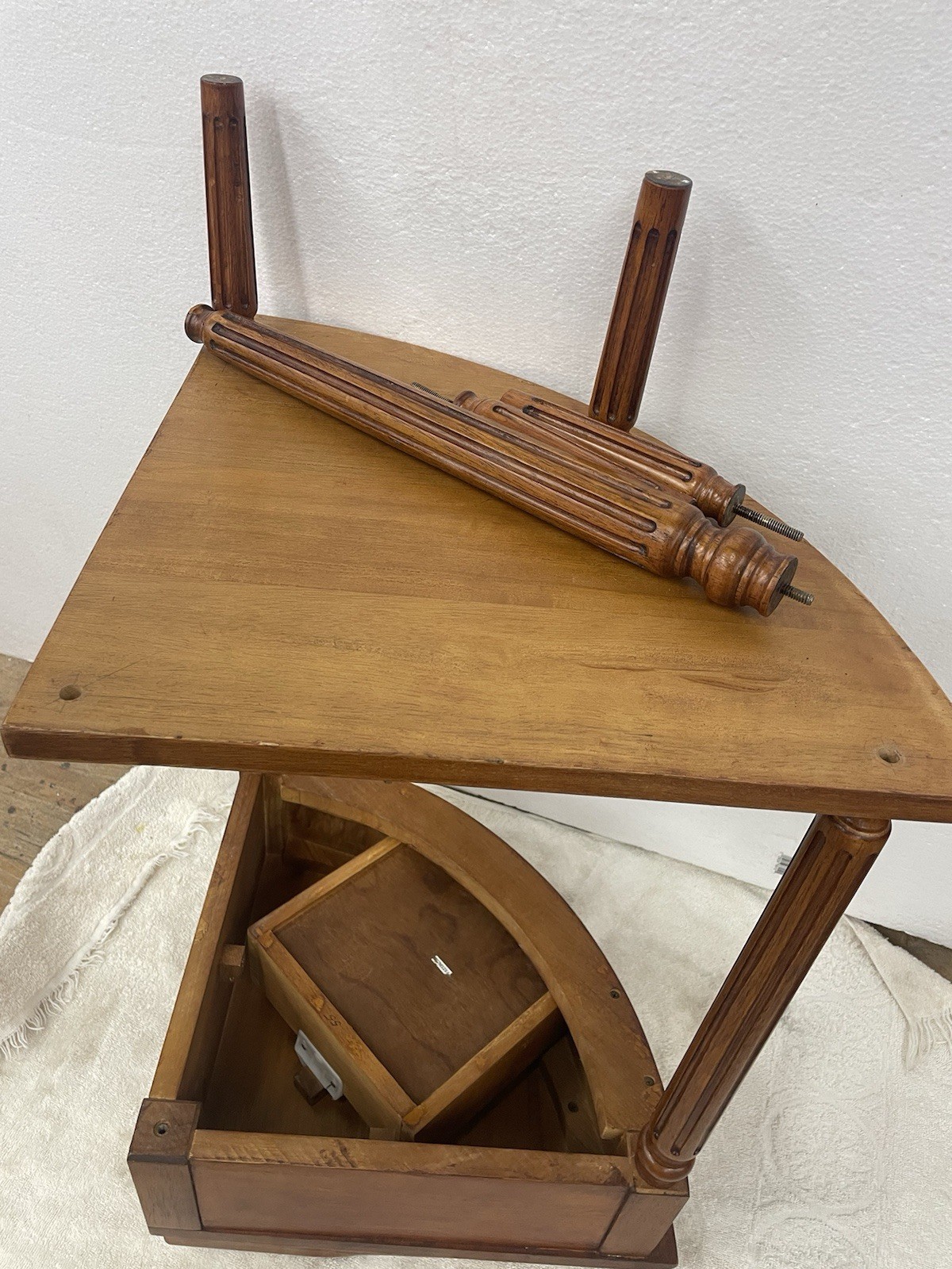 Corner Stand w Shelf, Drawer Sheraton Style Accent Table