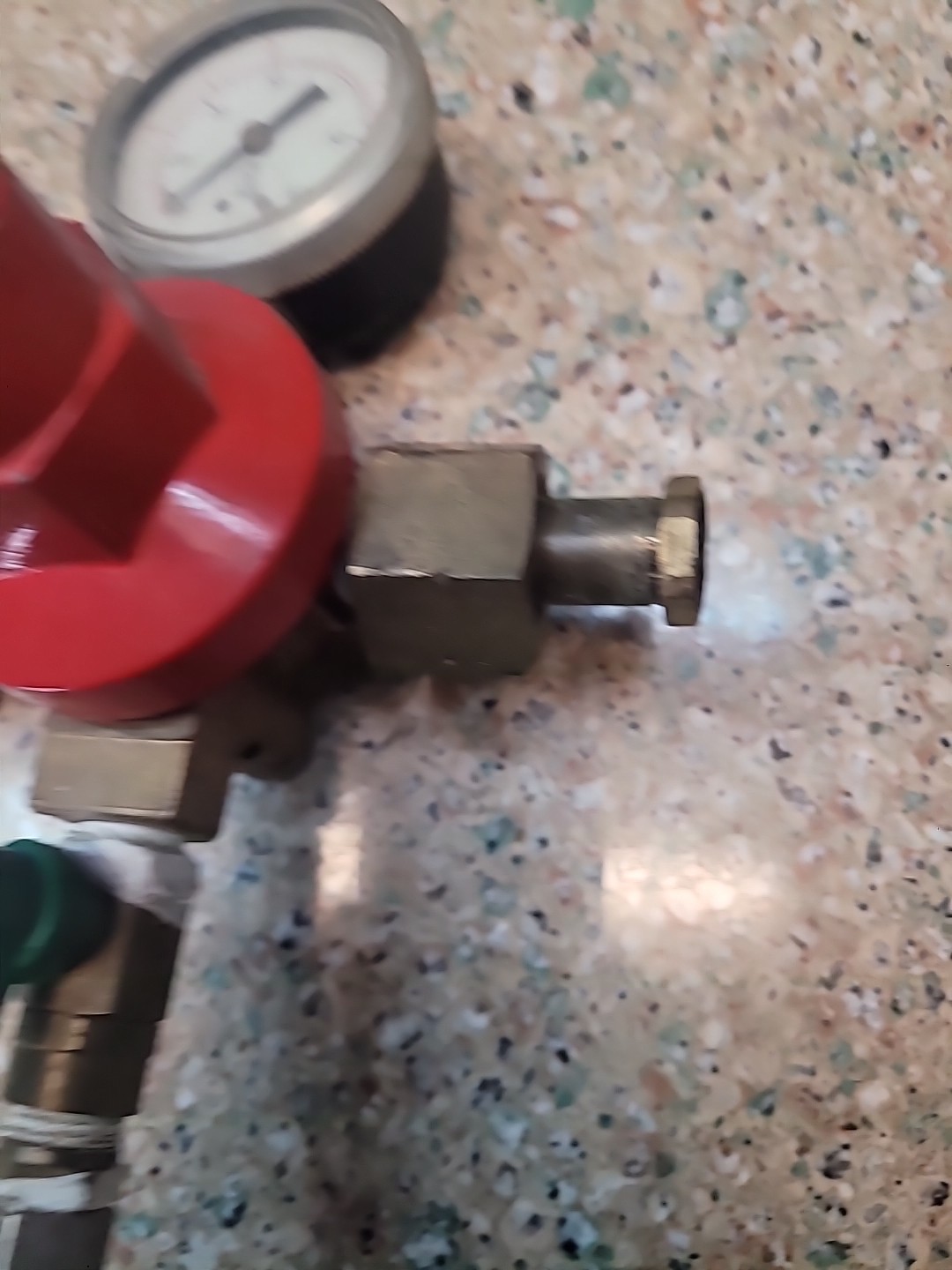 Micro Matic CO2 Regulator, Primary Xacta Double Gauge 2000psi 60psi