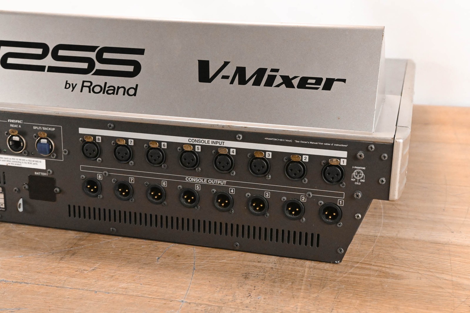 Roland M-400 48-Channel Live Digital Mixing Console CG01XHL